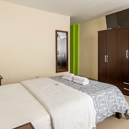 Hostal Florida Chiclayo Luaran gambar