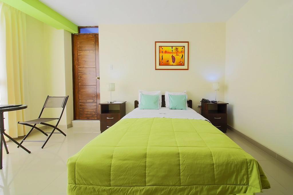 Hostal Florida Chiclayo Luaran gambar