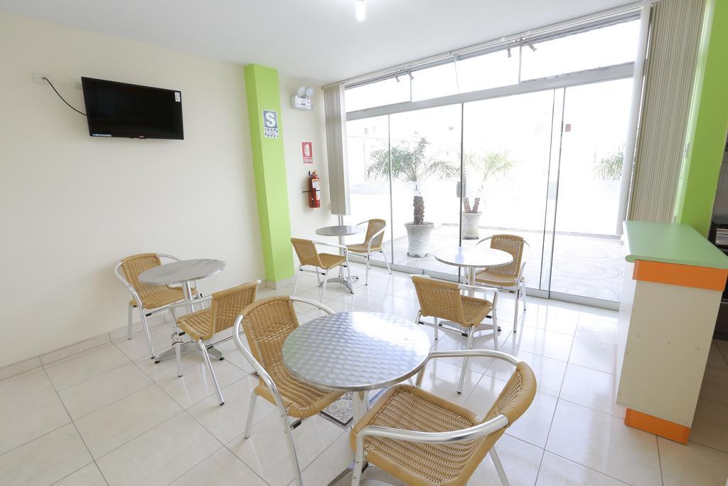 Hostal Florida Chiclayo Luaran gambar